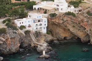 Τι αλλάζει στη βίλα των … Φουρτουνάκηδων στον Άγιο Νικόλαο