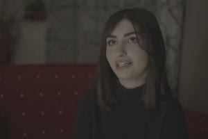 Συγκλονίζει η Ντίνα Μαγδαλιανίδη: «Έξω από το βαγόνι άκουγα φωνές που αργοσβήνουν, ήταν άνθρωποι που έσβηναν…»