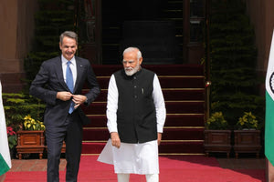 Εισαγωγή εργατικών χεριών και ολίγον…Bollywood