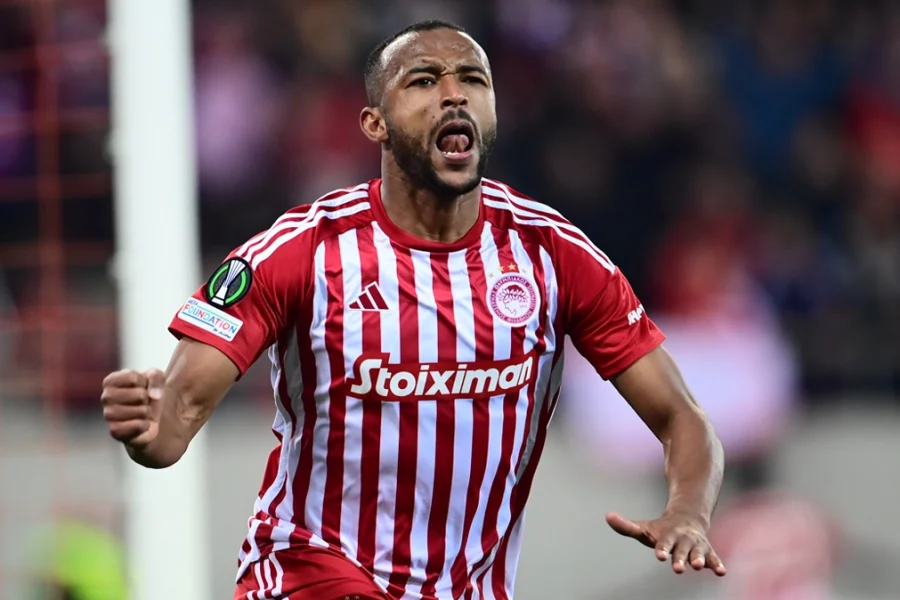 “Ερυθρόλευκο” προβάδισμα για τους “16” του Conference League