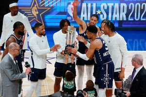 Νίκη της Ανατολής στο All Star Game του ΝΒΑ όπου έσπασαν 17 ρεκόρ!