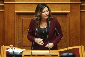 Άμεσα το «Ανακαινίζω-Νοικιάζω», τι ισχύει για την αύξηση του επιδόματος γέννας και τα voucher στους βρεφονηπιακούς