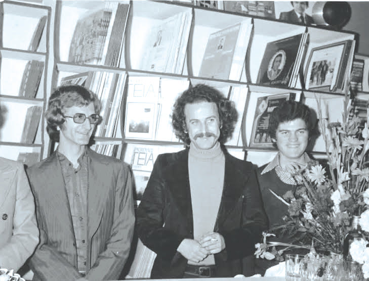 νίκος ξυλουρης αεράκιδες αδέλφια 