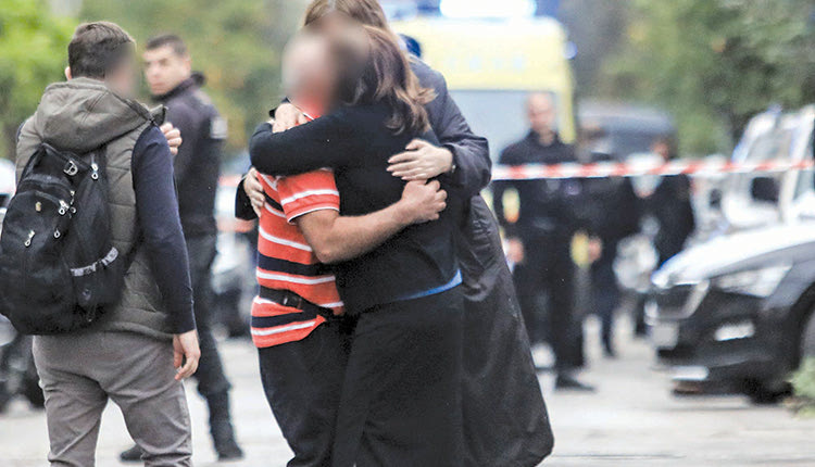 Σκηνές αρχαίας τραγωδίας στη Νίκαια