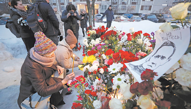 Χιλιάδες άτομα αποχαιρέτησαν τον Α. Ναβάλνι
