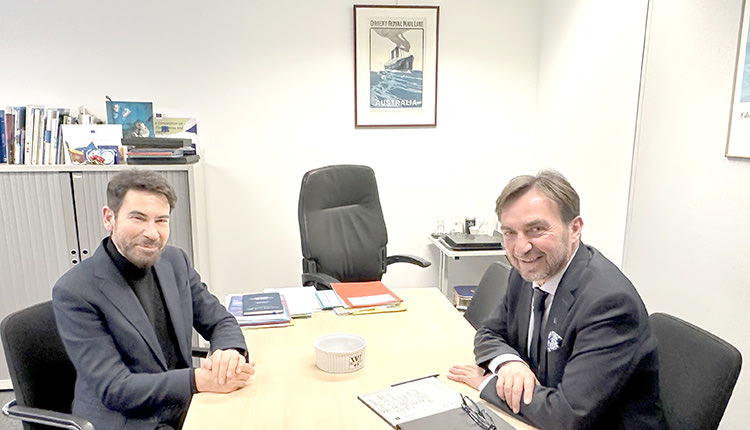 Από τη συνάντηση του εντεταλμένου συμβούλου κ. Γιώργου Αλεξάκη με τον κ. Χρήστο Οικονόμου