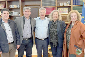 Από την συνάντηση στο γραφείο του περιφερειάρχη