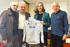 Απο την συνάντηση του κ. Καλοκαιρινού με την κ. Σακοράφα παρουσία των κ.κ. Γιατρουδάκη, Αντωνακάκη