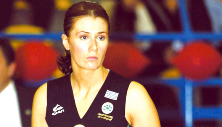 «Έφυγε» στα 46 της η Ρούξι Ντουμιτρέσκου