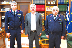 Στην Περιφέρεια Κρήτης Σπυριδάκης, Αμαργιαννιτάκης