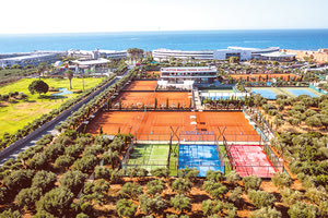 ΞΕΚΙΝΗΣΑΝ ΣΤΗ ΧΕΡΣΟΝΗΣΟ Διεθνή Πρωταθλήματα Τένις “LYTTOS BEACH ITF WORLD TENNIS TOURNAMENTS”