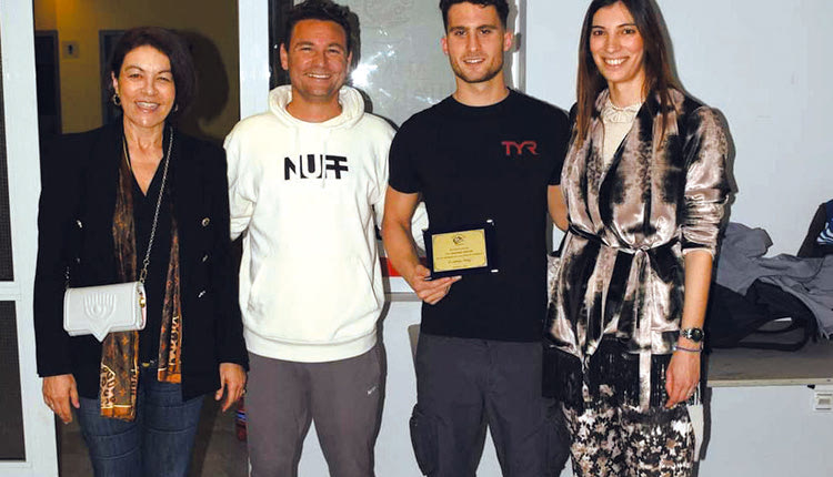 Από την βράβευση του Παπαστάμου από τον Ωκεανό