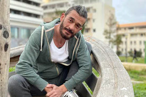 Ο ΗΘΟΠΟΙΟΣ ΚΑΙ ΣΚΗΝΟΘΕΤΗΣ ΑΝΤΩΝΗΣ ΝΤΟΥΡΑΚΗΣ