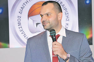 Συνεχίζει στην προεδρία ο κ. Χριστινάκης