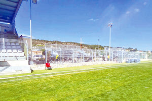 Πανέτοιμο και με λυόμενη κερκίδα είναι το γήπεδο των Αρχανών για να υποδεχτεί μετά από 9 μήνες επίσημο παιχνίδι του Γιούχτα