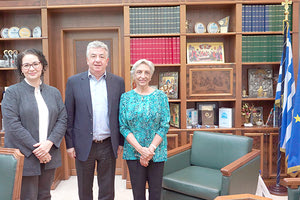 Από την επίσκεψη της πρώην διευθύντριας του Μουσείου Νέας Υόρκης στην Περιφέρεια.