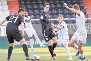 Nα σπάσει την παράδοση και να πάρει τη νίκη στην πρεμιέρα των πλέι άουτ θα επιδιώξει ο ΟΦΗ με την Κηφισιά