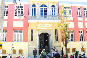 Εκτός Δικαστικού Σώματος πρωτοδίκης που υπηρετεί στο Ηράκλειο λόγω καθυστερήσεων