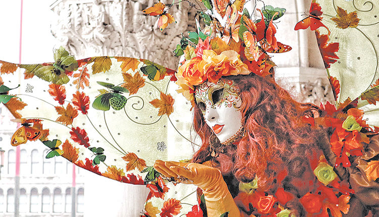 ΑΠΟΚΡΙΕΣ ΚΑΡΝΑΒΑΛΙ