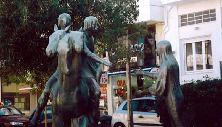 ΠΛΑΤΕΙΑ ΚΟΡΝΑΡΟΥ
