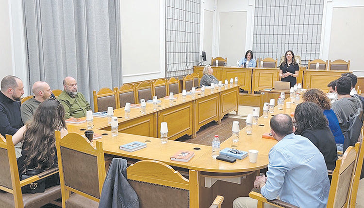 Από την πρώτη συνάντησης οργανωτικής επιτροπής της Παγκρήτιας Συνέλευσης Νέων