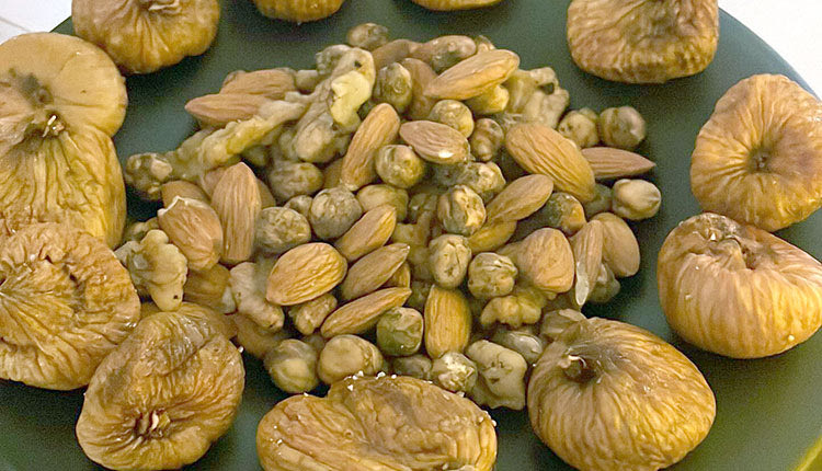 Έφαγαν σαν αρχαίοι Έλληνες στο κέντρο του Λονδίνου 