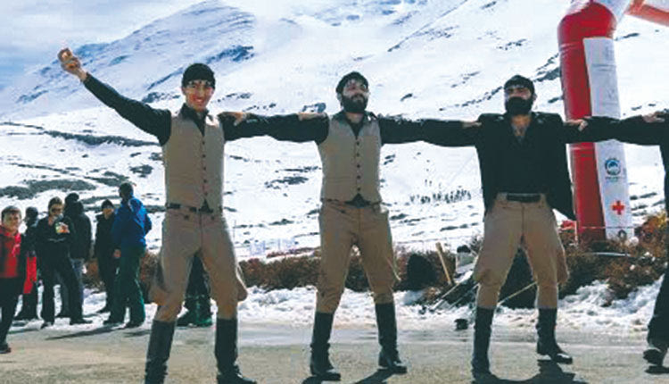 Βρακοφόροι στην εκκίνηση του αγώνα