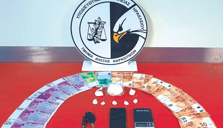 Τα ναρκωτικά που βρήκαν οι αστυνομικοί