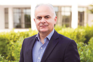 Έντονα αντέδρασε ο αντιδήμαρχος Γιώργος Αγριμανάκης στο χθεσινό μου σχόλιο για την κριτική που του ασκήθηκε από τη Λαϊκή Συσπείρωση.