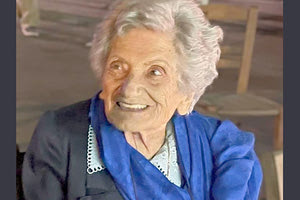 Πένθος για την οικογένεια του Δημάρχου Πλατανιά Γιάννη Μαλανδράκη και της Περιφερειακής συμβούλου Σοφίας Μαλανδράκη που έχασαν από την ζωή και κήδεψαν χθες την μητέρα τους στις Βουκολιές Χανίων.