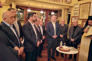 Έκοψαν την πίτα τους οι δήμαρχοι