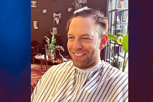 Από σήμερα και για 3 εβδομάδες μπορούμε να κοιμόμαστε ασφαλείς! Σήμερα παρουσιάζεται για τη στρατιωτική του θητεία στη Θήβα, ο Στέφανος Κασσελάκης.