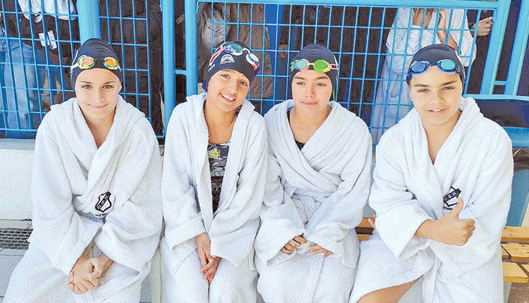  Αθλήτριες του ΟΦΗ στη διάρκεια των αγώνων