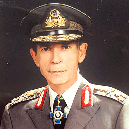 ΤΕΛΕΤΗ ΜΕΤΑΦΟΡΑΣ ΤΩΝ ΟΣΤΩΝ ΤΟΥ Στην τελευταία του κατοικία στον Κρουσώνα ο στρατηγός Ιωάννης Ζωζωνάκης