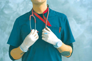 Στο προσκήνιο και πάλι ο προσωπικός γιατρός