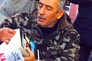 Δεν λέει να κοπάσει η αγανάκτηση του κόσμου για τον άδικο θάνατο του 72χρονου