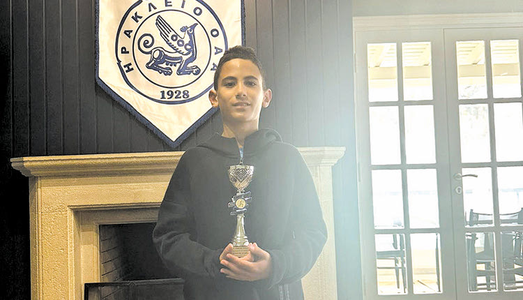 Ο Κωνσταντίνος Πετράκης