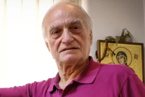 Δύσκολες ώρες για τον Μανώλη Μαυρομμάτη και τη σύζυγό του