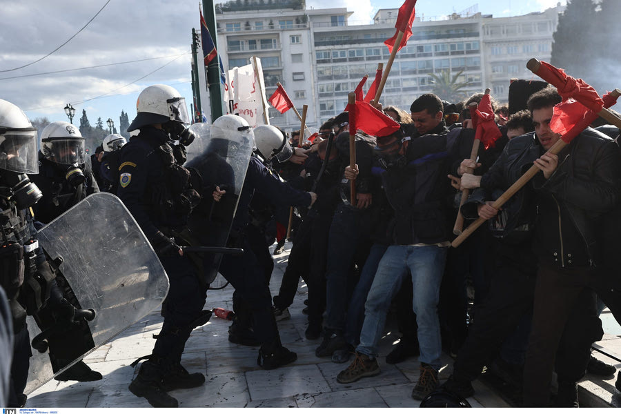 H EΛ.ΑΣ ανακοίνωσε ΕΔΕ για τα επεισόδια στο Σύνταγμα