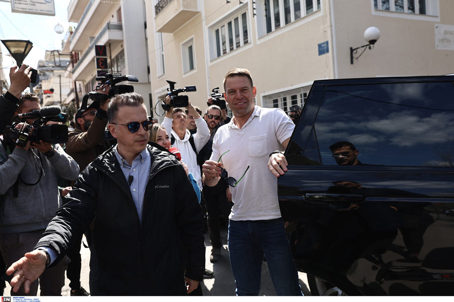 Στο στρατόπεδο της Θήβας ο Στέφανος Κασσελάκης