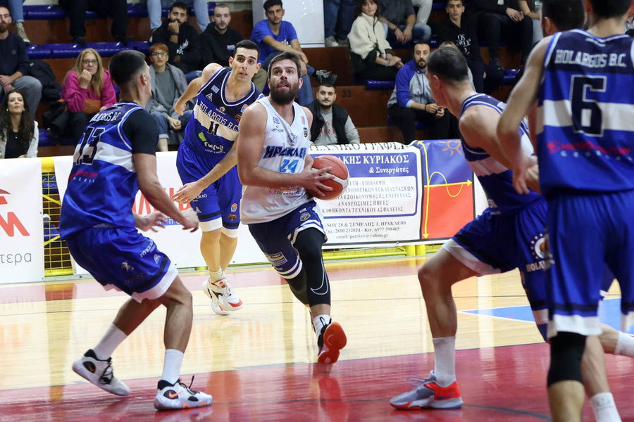 Βαριά ήττα για το “Ηράκλειο” ΟΑΑ στον Χολαργό