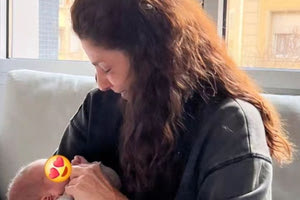 Η Πόπη με τον μικρό Αουρέλιο