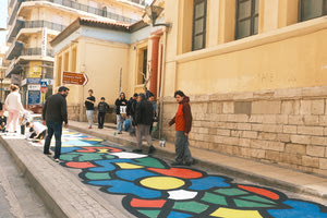 Μαθητές δημιούργησαν μια εκπληκτική σύνθεση έξω από το Μποδοσάκειο