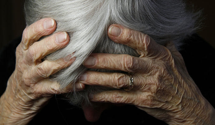 Ηράκλειο: Επιτέθηκε και χτύπησε γι ακόμα μια φορά την ηλικιωμένη μητέρα του