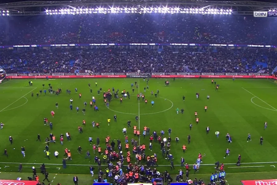 H Φενέρμπαχτσε απειλεί με αποχώρηση από το πρωτάθλημα