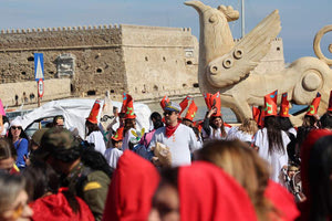 Η καρδιά της πόλης χτυπά στο Καστρινό Καρναβάλι