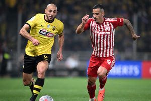 Εμεινε πρώτη στα πλέι οφ της Σούπερ Λίγκα η ΑΕΚ με νίκη στο 91′