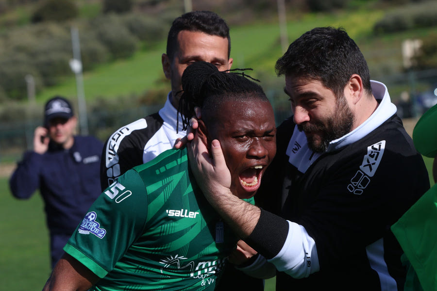 μπρους-γιούχτας