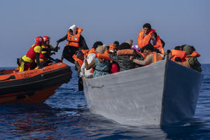 βάρκα-μετανάστες