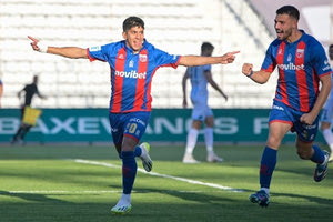 Νίκες για Βόλο και Πανσερραϊκό στα πλέι άουτ της Σούπερ Λίγκα